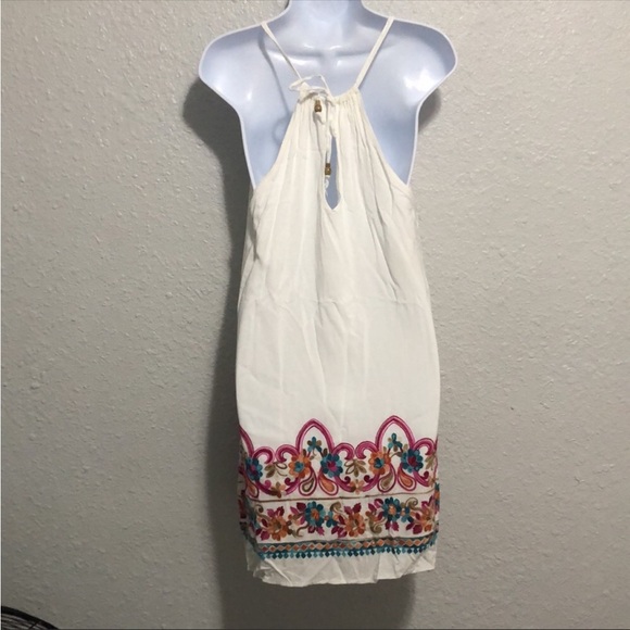 Lulu’s Ivory Cathedral Floral Embroidered Halter Shift Dress Womens Size… - Picture 7 of 11